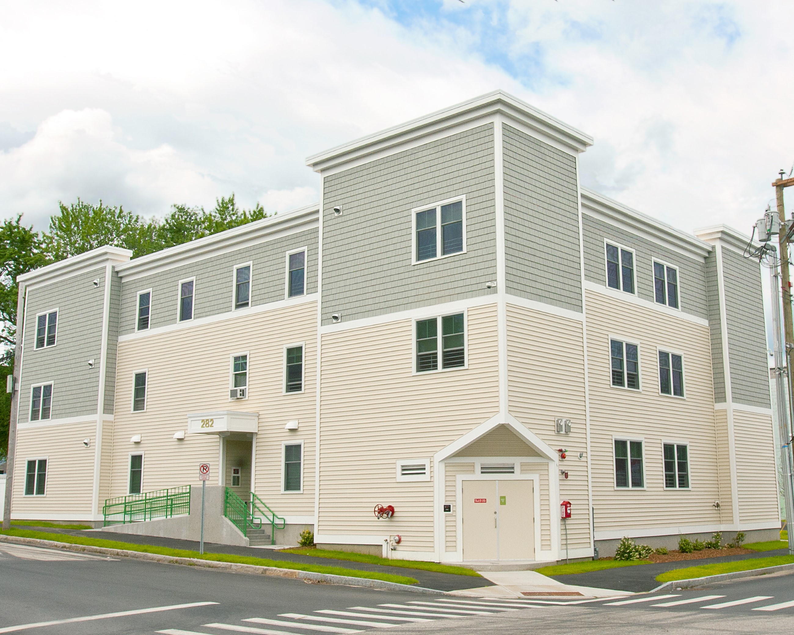 Belmont Street Apartments Thumb